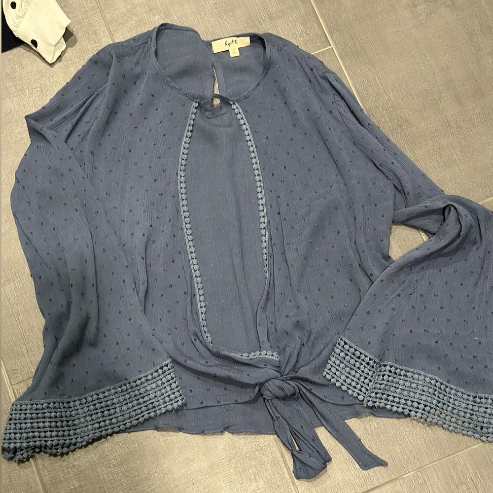 Blue wrap top - Picture 2 of 2